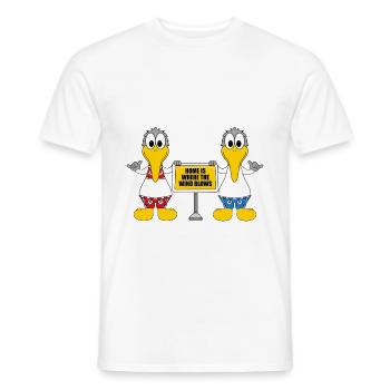 MÖWEN - HOME IS WHERE THE WIND BLOWS - MEER - SEE - Männer T-Shirt - Weiß - Vorne - AI Model Male 178 dark (178cm)