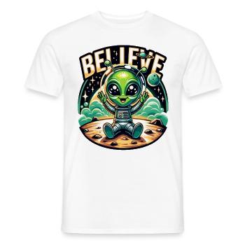 Lustiges Außerirdischer Alien Believe - Männer T-Shirt - Weiß - Vorne - AI Model Male 178 dark (178cm)