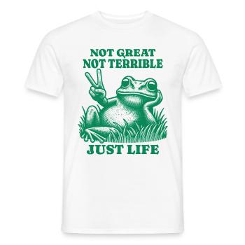 Lustiger Waschbär Spruch – Just Life - Männer T-Shirt - Weiß - Vorne - AI Model Male 178 dark (178cm)