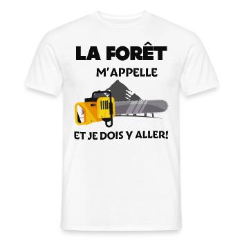 Der Wald ruft mich und ich muss dorthin - Männer T-Shirt - Weiß - Vorne - AI Model Male 178 dark (178cm)