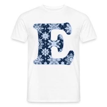 Buchstabe E Schneeflocken - Männer T-Shirt - Weiß - Vorne - AI Model Male 178 dark (178cm)