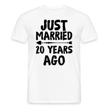 Just Married 20 Years Ago 20th Wedding Anniversary - Männer T-Shirt - Weiß - Vorne - AI Model Male 178 dark (178cm)