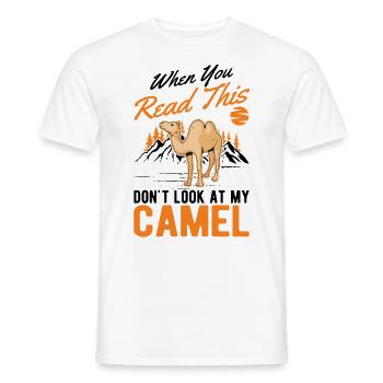 Kamel Geschenk Dromedar Camel Großkamel - Männer T-Shirt - Weiß - Vorne - AI Model Male 178 dark (178cm)