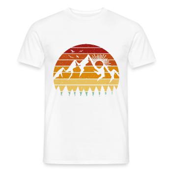 Berge Vintage - - Männer T-Shirt - Weiß - Vorne - AI Model Male 178 dark (178cm)