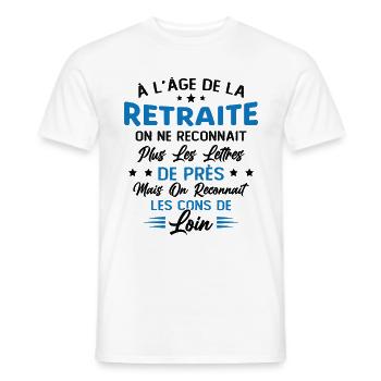 Avec l'age on reconnaît les cons de loin - T-shirt homme - blanc - Devant - AI Model Male 178 dark (178cm)