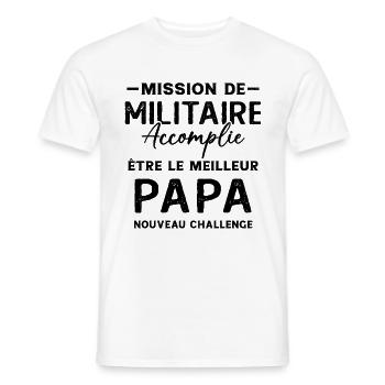 Militaire Futur Papa Cadeau Drôle Fête Des Pères - T-shirt homme - blanc - Devant - AI Model Male 178 dark (178cm)
