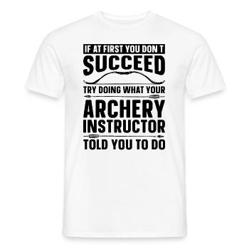 If At First Archery Crossbow Target Hunting Archer - Männer T-Shirt - Weiß - Vorne - AI Model Male 178 dark (178cm)