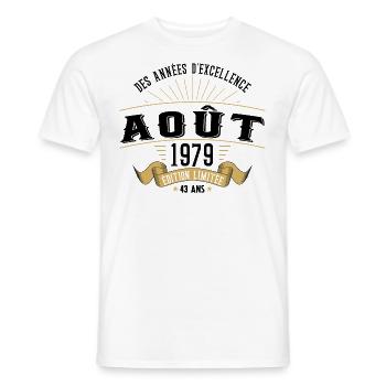 43 Ans Anniversaire Vintage Né(e) en Août 1979 - T-shirt homme - blanc - Devant - AI Model Male 178 dark (178cm)