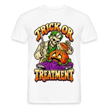 Trick-or-Treatment-Retro-Halloween-Chirurg - Männer T-Shirt - Weiß - Vorne - AI Model Male 178 dark (178cm)