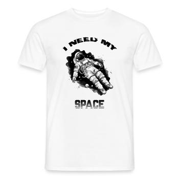 Ich brauche meinen Platz - Männer T-Shirt - Weiß - Vorne - AI Model Male 178 dark (178cm)