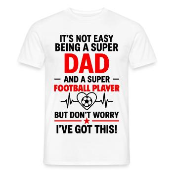 Herz + Fußball – Super Papa Fußballspieler - Männer T-Shirt - Weiß - Vorne - AI Model Male 178 dark (178cm)