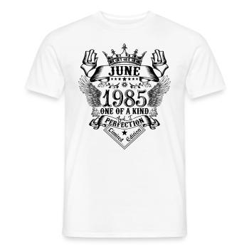 Anniversaire Juin 1985 né en Juin 1985 - T-shirt homme - blanc - Devant - AI Model Male 178 dark (178cm)