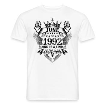 Geburtstag Juni 1992 geboren im Juni 1992 - Männer T-Shirt - Weiß - Vorne - AI Model Male 178 dark (178cm)