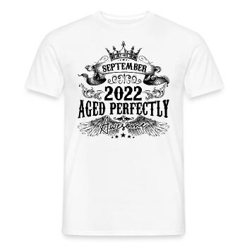 Geburtstag 2022 September 2022 geboren im September - Männer T-Shirt - Weiß - Vorne - AI Model Male 178 dark (178cm)