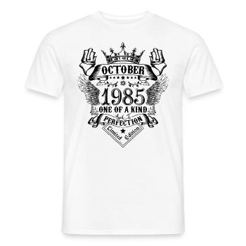 Anniversaire 1985 Octobre 1985 né en Octobre - T-shirt homme - blanc - Devant - AI Model Male 178 dark (178cm)
