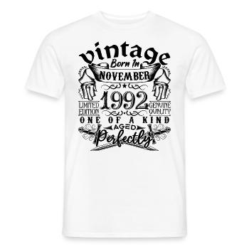 Anniversaire 1992 Novembre 1992 né en November - T-shirt homme - blanc - Devant - AI Model Male 178 dark (178cm)