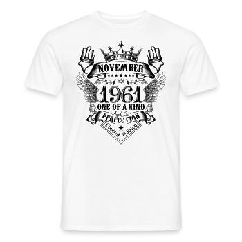 Anniversaire Novembre 1961 né en Novembre 1961 - T-shirt homme - blanc - Devant - AI Model Male 178 dark (178cm)