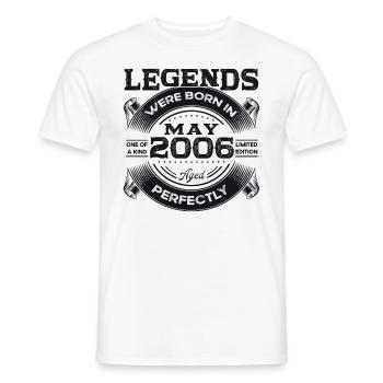 Légende Mai 2006 Millésime 2006 Anniversaire 2006 - T-shirt homme - blanc - Devant - AI Model Male 178 dark (178cm)
