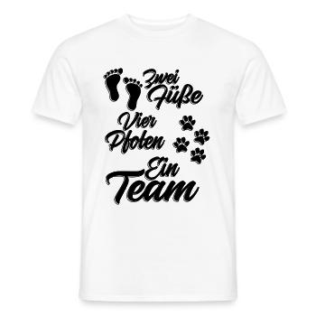 Katzen und Hunde Motiv 2 Füße 4 Pfoten ein Team - Männer T-Shirt - Weiß - Vorne - AI Model Male 178 dark (178cm)