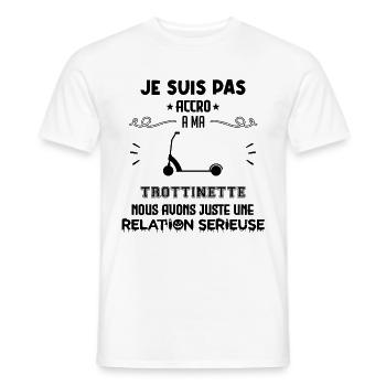 Je ne suis pas accro à la trottinette - T-shirt homme - blanc - Devant - AI Model Male 178 dark (178cm)