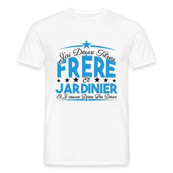 J'ai deux titres frère et Jardinier. Cadeau frère. - T-shirt homme - blanc - Devant - AI Model Male 178 dark (178cm)