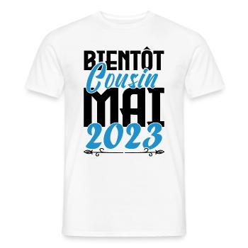 Cadeau Annonce grossesse bientôt Cousin Mai 2023. - T-shirt homme - blanc - Devant - AI Model Male 178 dark (178cm)