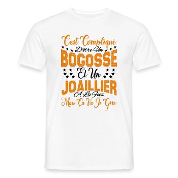 c'est compliqué d'être un Bogosse et un Joaillier. - T-shirt homme - blanc - Devant - AI Model Male 178 dark (178cm)