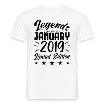 Naissance En Janvier 2019. Cadeau d'anniversaire. - T-shirt homme - blanc - Devant - AI Model Male 178 dark (178cm)