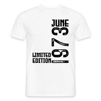 Geschenk Juni 1973 Geburtstag Juni 1973. Juni 1973 - Männer T-Shirt - Weiß - Vorne - AI Model Male 178 dark (178cm)