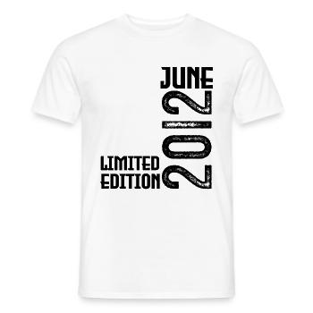 Cadeau juin 2012 anniversaire Juin 2012. juin 2012 - T-shirt homme - blanc - Devant - AI Model Male 178 dark (178cm)