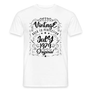 Jahrgang Geboren im Juli 1979 Jubiläum Juli - Männer T-Shirt - Weiß - Vorne - AI Model Male 178 dark (178cm)
