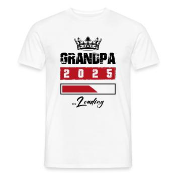 Opa 2025 Loading Grandpa - Männer T-Shirt - Weiß - Vorne - AI Model Male 178 dark (178cm)