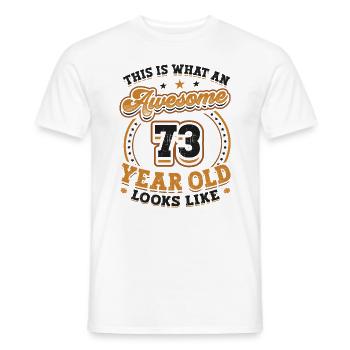 Voilà à quoi ressemble un grand homme de 73 ans. - T-shirt homme - blanc - Devant - AI Model Male 178 dark (178cm)