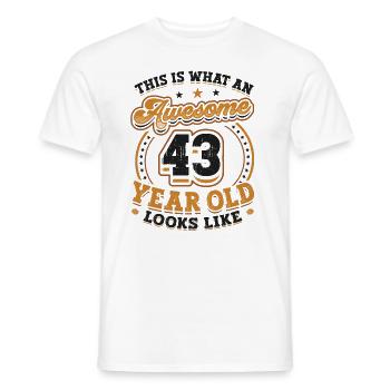 Voilà à quoi ressemble un grand homme de 43 ans. - T-shirt homme - blanc - Devant - AI Model Male 178 dark (178cm)