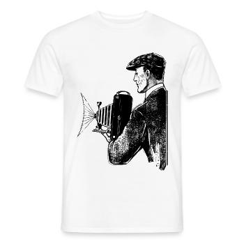 Fotograf - Männer T-Shirt - Weiß - Vorne - AI Model Male 178 dark (178cm)