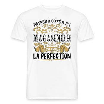 Magasinier | le Meilleur cadeau Magasinier - T-shirt homme - blanc - Devant - AI Model Male 178 dark (178cm)