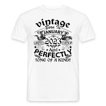 Januar 2023 | Jahrgang 2023 | geboren im Januar - Männer T-Shirt - Weiß - Vorne - AI Model Male 178 dark (178cm)