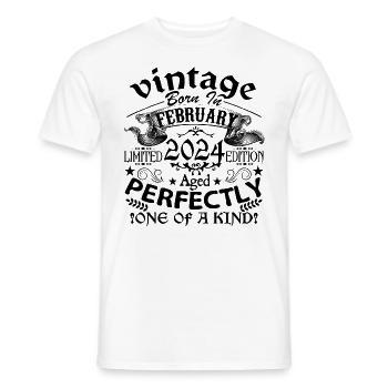 Februar 2024 | Jahrgang 2024 | geboren im Februar - Männer T-Shirt - Weiß - Vorne - AI Model Male 178 dark (178cm)