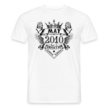 Vintage May 2010 May 2010 born in May - Men's T-Shirt - white - Front - AI Model Male 178 dark (178cm)