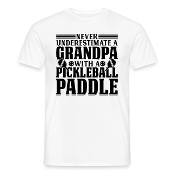 Never Underestimate A Grandpa With A Pickleball Pa - Männer T-Shirt - Weiß - Vorne - AI Model Male 178 dark (178cm)