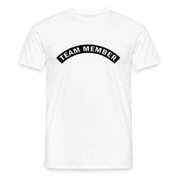 team mitglied - Männer T-Shirt - Weiß - Vorne - AI Model Male 178 dark (178cm)