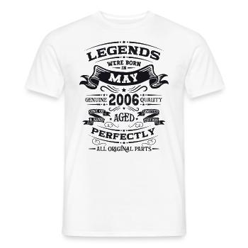 Légende Mai 2006 Millésime 2006 Anniversaire 2006 - T-shirt homme - blanc - Devant - AI Model Male 178 dark (178cm)