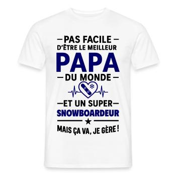 Herz + Snowboard – Super Snowboarder Papa - Männer T-Shirt - Weiß - Vorne - AI Model Male 178 dark (178cm)