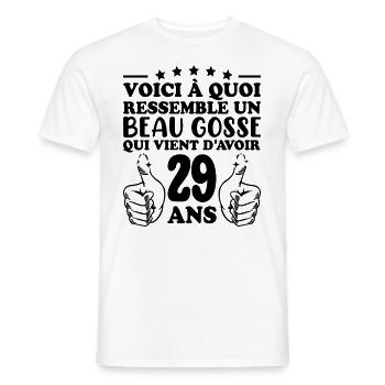 29 ans Idée Cadeau Humour Anniversaire Beau Gosse - T-shirt homme - blanc - Devant - AI Model Male 178 dark (178cm)