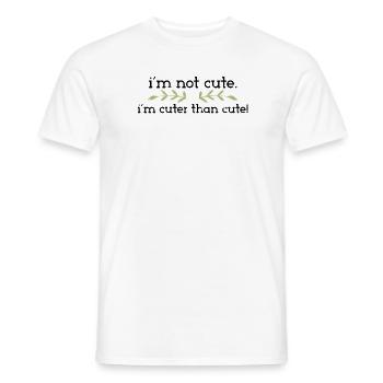 Je ne suis pas mignon je suis plus mignon que mignon - adorable - T-shirt homme - blanc - Devant - AI Model Male 178 dark (178cm)