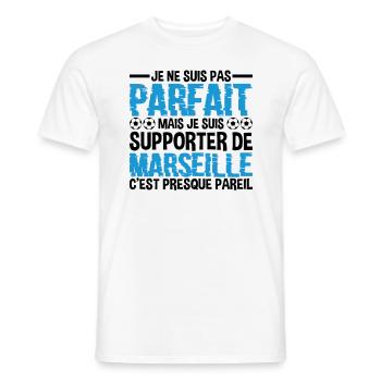 Je Suis Un Supporter De Marseille Parfait OM - T-shirt homme - blanc - Devant - AI Model Male 178 dark (178cm)
