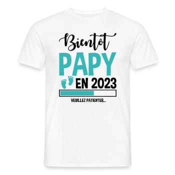 Bientôt Papy En 2023 Idée Cadeau Annonce Grossesse - T-shirt homme - blanc - Devant - AI Model Male 178 dark (178cm)