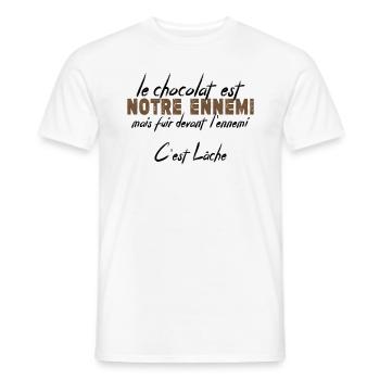 Le Chocolat Est Notre Ennemi - T-shirt homme - blanc - Devant - AI Model Male 178 dark (178cm)