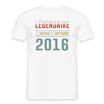 Légendaire Depuis Septembre 2016 Anniversaire - T-shirt homme - blanc - Devant - AI Model Male 178 dark (178cm)