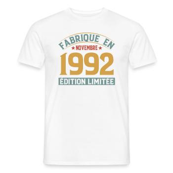 Fabriqué En Novembre 1992 Édition Limitée - T-shirt homme - blanc - Devant - AI Model Male 178 dark (178cm)